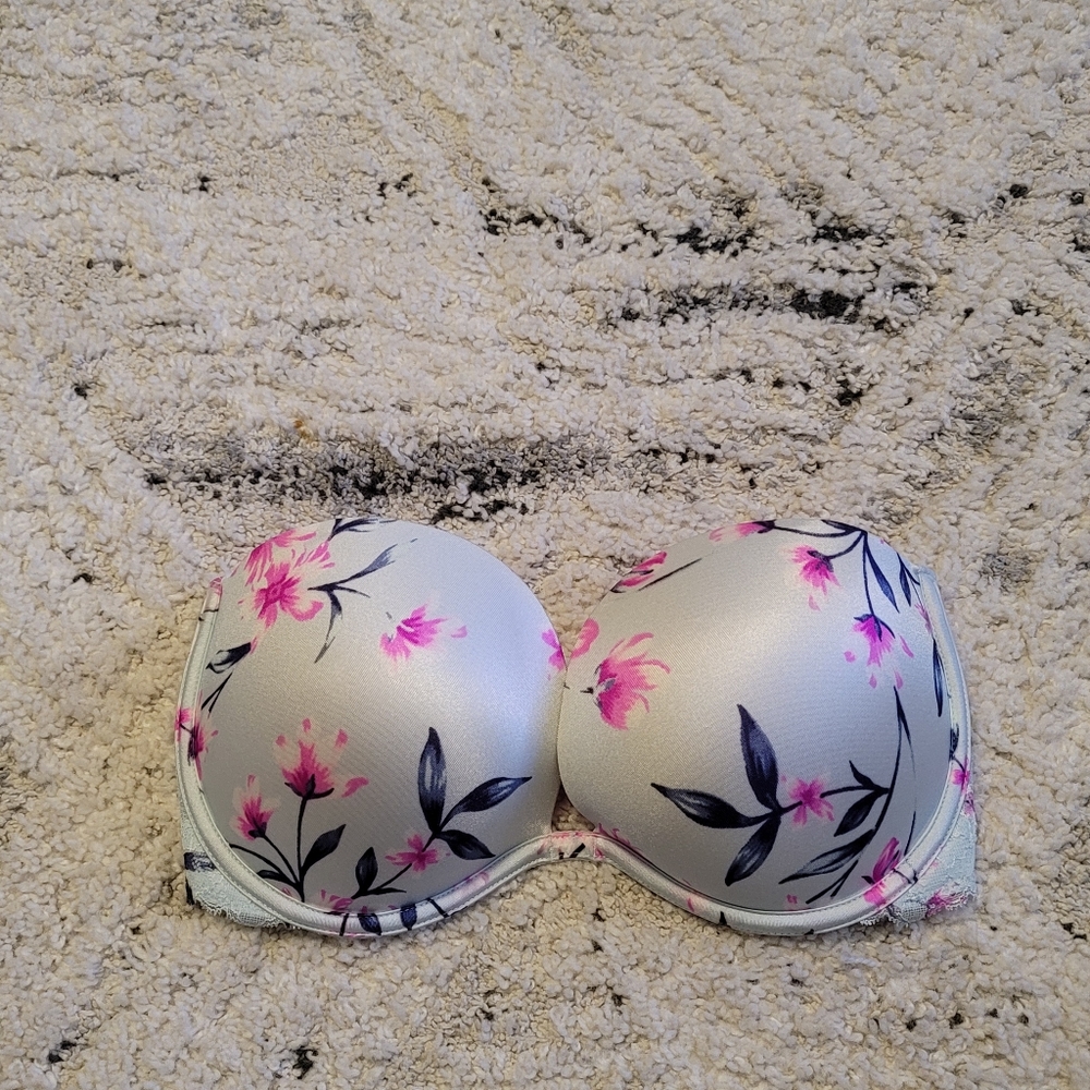 Victoria's Secret DATE PLUNGE PUSH-UP MULTI-WAY BRA